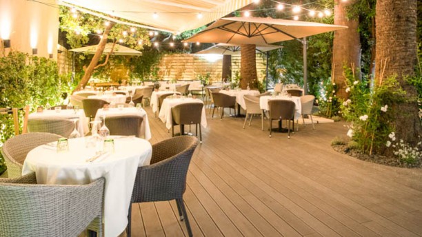 Restaurante La Langouste en Nice - Menú, opiniones, precios y reserva