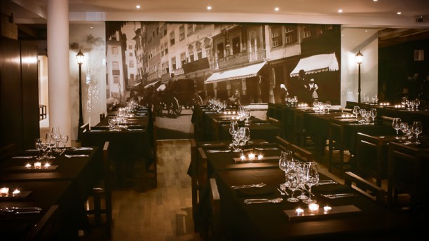 República da Saudade sala noite