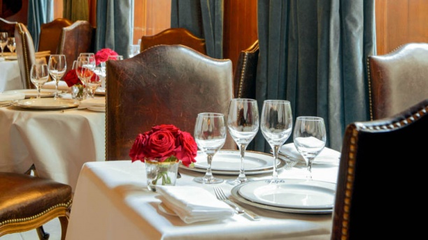 Ralph's Table dressée