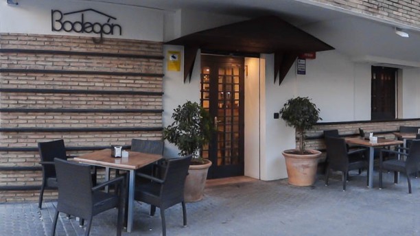 Bodegón In Sevilla Restaurant Reviews Menu And Prices