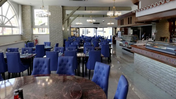 Restaurante Golden Marina Vista da sala