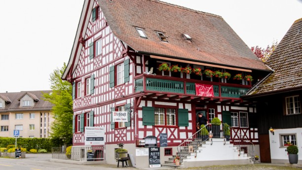 Rotes Haus In Landschlacht Restaurant Reviews Menu And Prices