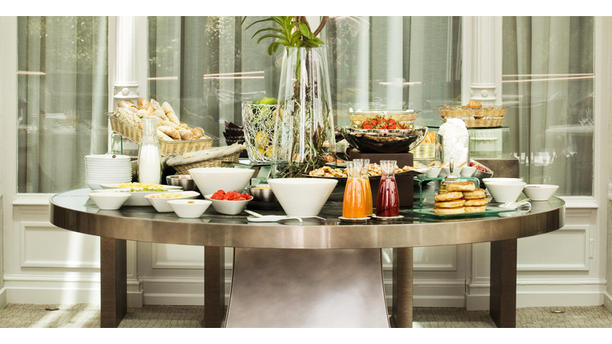 La Terrasse du Beau-Rivage Palace buffet