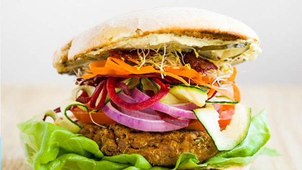 Mejores restaurantes veganos y vegetarianos de Madrid - Viva Burger Mejores restaurantes veganos y vegetarianos de Madrid - Viva Burger