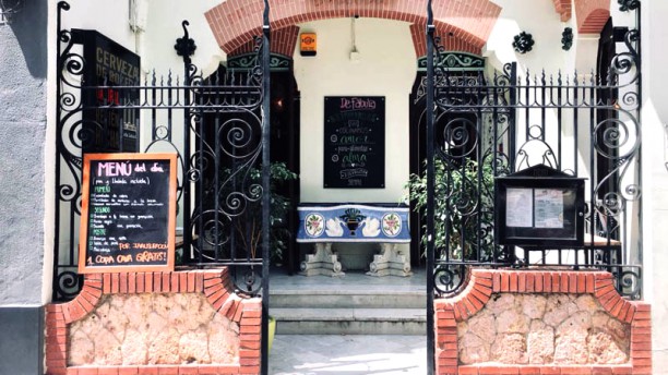 Restaurante Jardín Secreto en Vilanova i la Geltrú - Opiniones, menú y