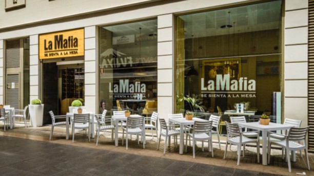 Restaurant La Mafia se sienta a la Mesa à Santa Cruz de ...