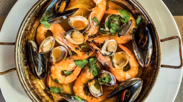 Memorial Cataplana de peixe e marisco