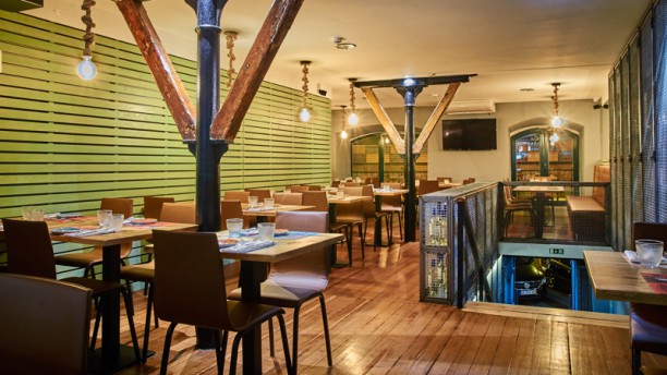 Contrabando Restaurante e Bar Sala