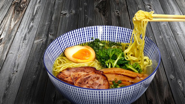 brancher des nouilles ramen New York état légal datant âge