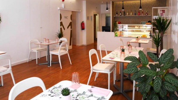 Cantik Restaurante Vista da sala