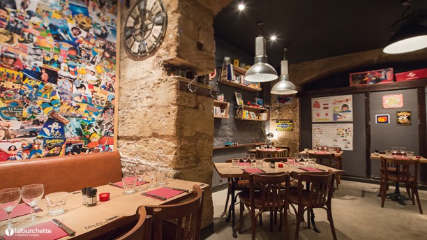 Les Fils à Maman Bordeaux Vue des tables