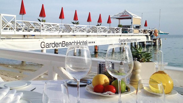 La Plage In Antibes Restaurant Reviews Menu And Prices