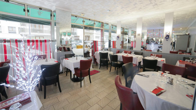 Saint Mercure - Restaurant - Paris