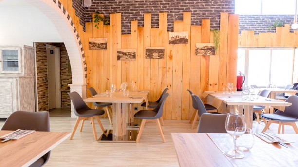 Dux Cidade do Lis Vista do interior