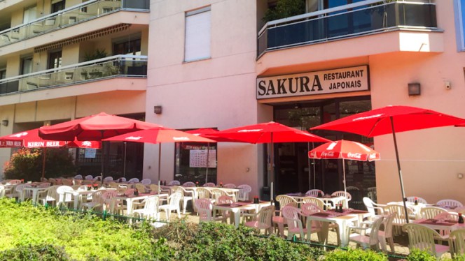 Sakura - Restaurant - Puteaux