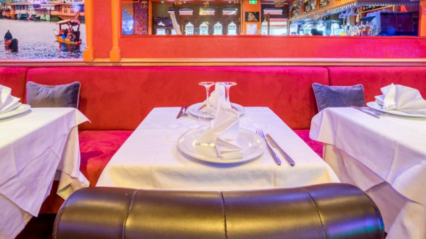 Trésor de Kashmir Vue de la salle