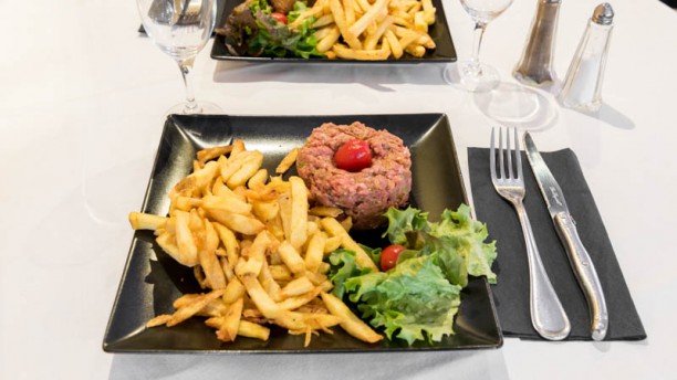 Le Chat Qui Prise Restaurant 57 Rue De La Paroisse Versailles Adresse Horaire