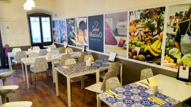 Sabores do Mercado Vista da sala