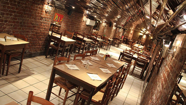 Restaurant La Cave d'Hippolyte à Lesquin (59810) - Avis, menu et prix