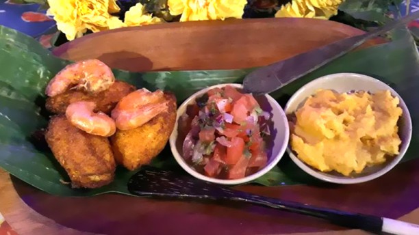 Kalua Hawaiian Food In Santo André Restaurant Reviews Menu And Kalua Hawaiian Food Prato