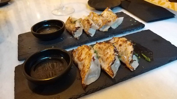 KOPPU RAMEN + IZAKAYA Sugestão do chef - Gyozas Galinha