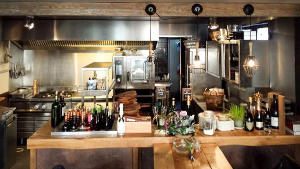 High 5 wine bistro in alkmaar menu, openingstijden, prijzen ...