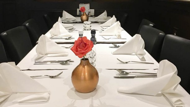 Indian & Nepalese Restaurant Ashoka Kinker Restaurant