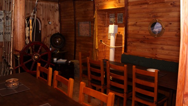 RoberTine Restaurant - Tapas & Winebar sala do restaurante