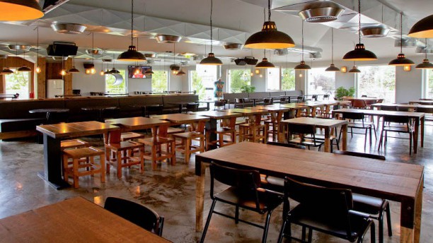 Honorato Hamburguers Artesanais Telheiras Vista da sala