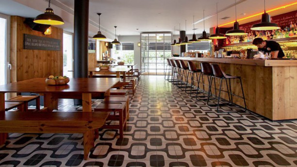 Honorato Hamburguers Artesanais Telheiras Vista da sala