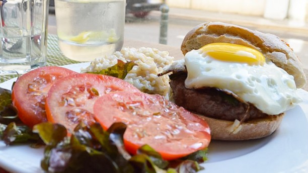 Filho da Mãe - Casa Lisboa Hot Mama