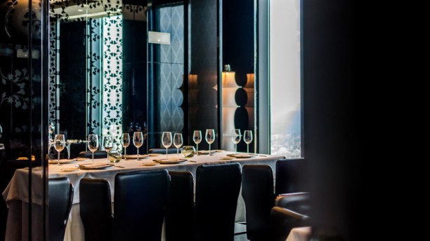 Volvoreta - Eurostars Madrid Tower Mesa para grupos